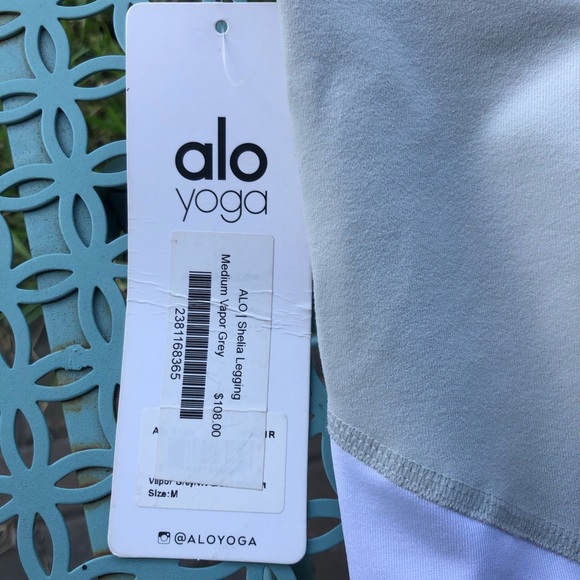 Alo Yoga Sheila Legging - Vapor Grey - Picture 4 of 8